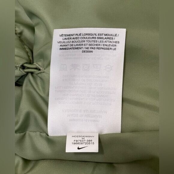 NWT Nike Women's Therma-FIT Swift Running Vest in Oil Green Sizes M, L - Picture 9 of 11